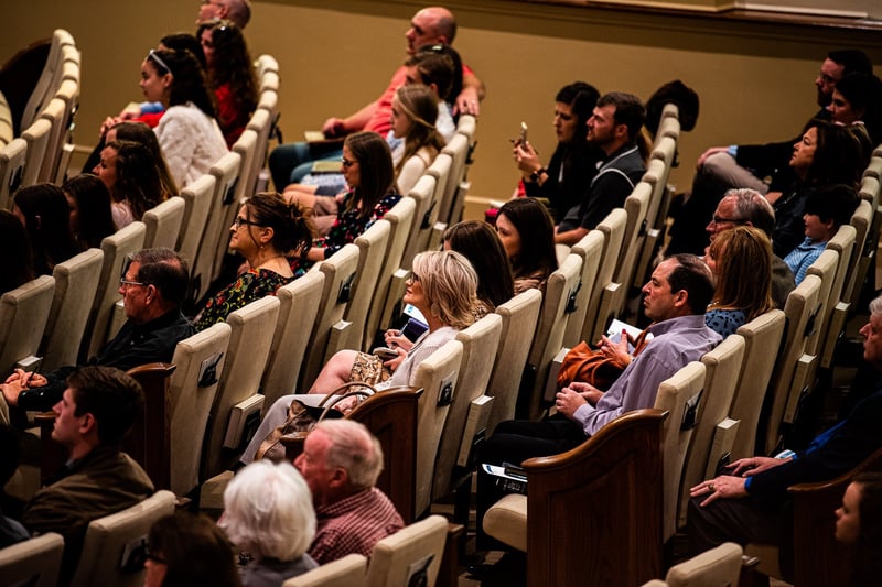 FBC Tuscaloosa Crowd