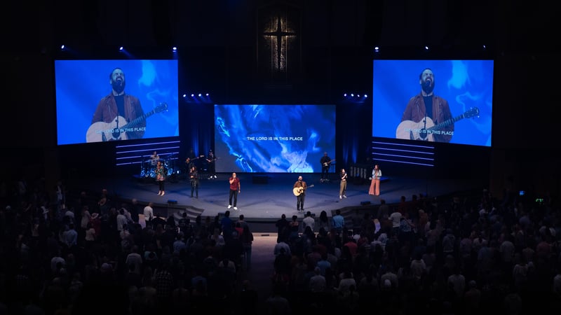 North Phoenix Baptist Church Worship